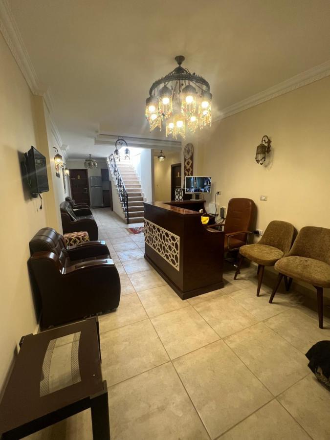 Bedouin Pyramids View Hotel Kafrat al Jabal Exterior photo