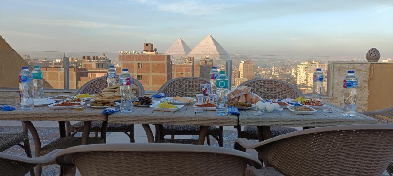 Bedouin Pyramids View Hotel Kafrat al Jabal Exterior photo