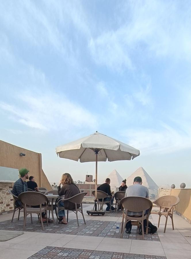 Bedouin Pyramids View Hotel Kafrat al Jabal Exterior photo